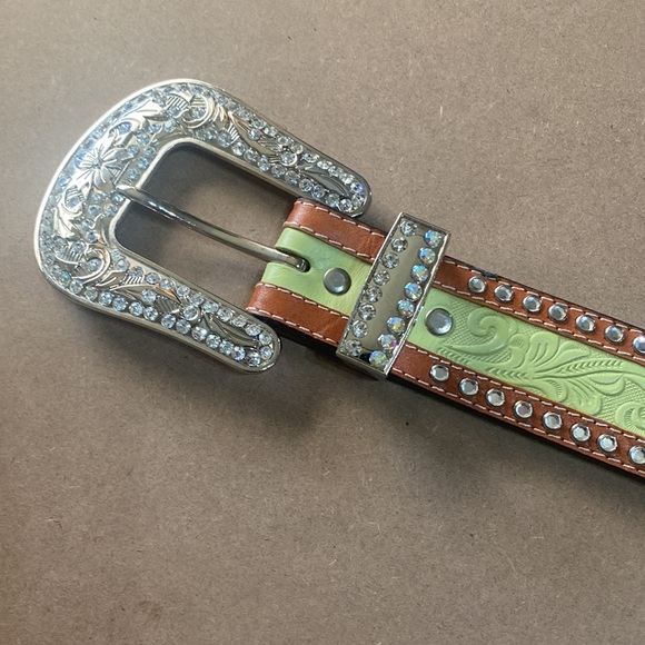 3D Green Leather Belt; Size 36 - Picture 5 of 8